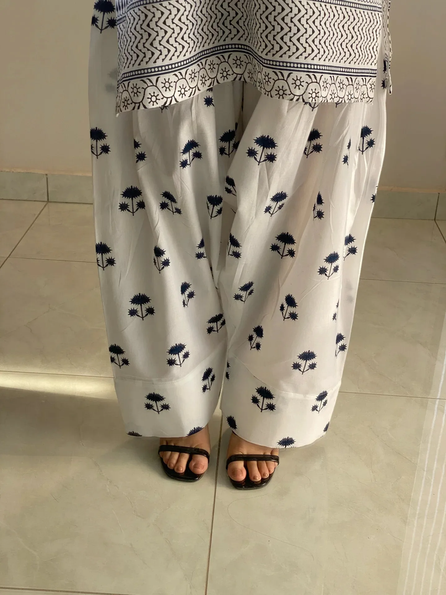 Elegant Printed Farshi Shalwar Co-Ord Set