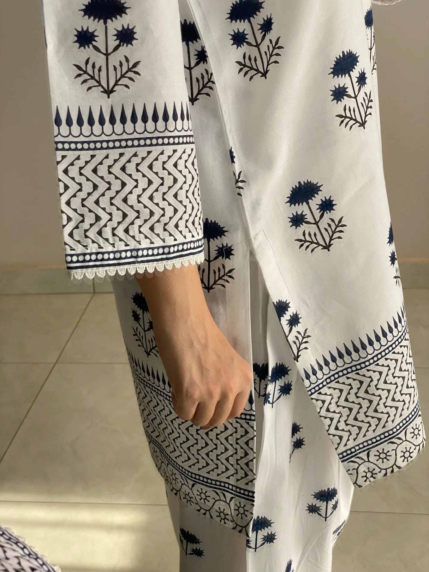 Elegant Printed Farshi Shalwar Co-Ord Set