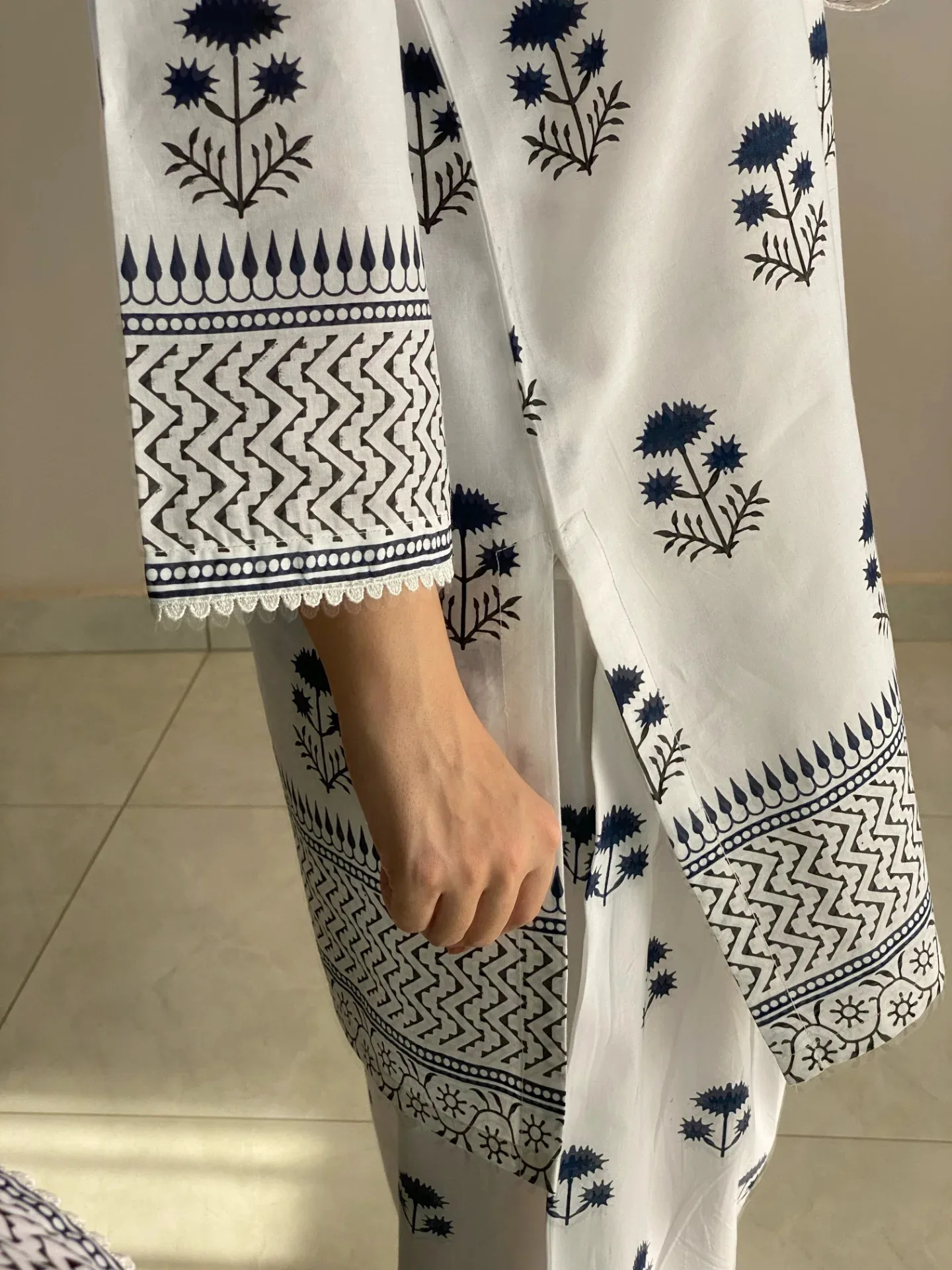 Elegant Printed Farshi Shalwar Co-Ord Set